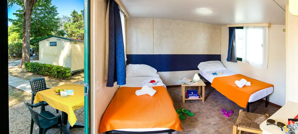 BUNGALOW ONE BEDROOM Room, Camping Tiber, Rome