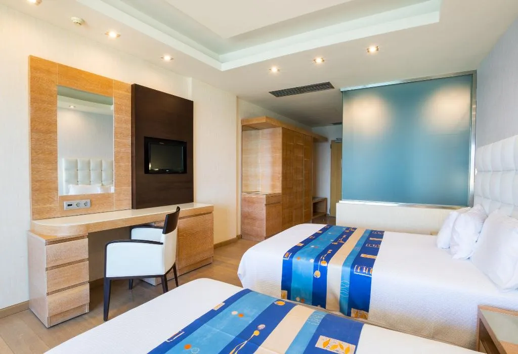 TRIPLE SEA VIEW Room, Konstantinos Palace, Rhodes