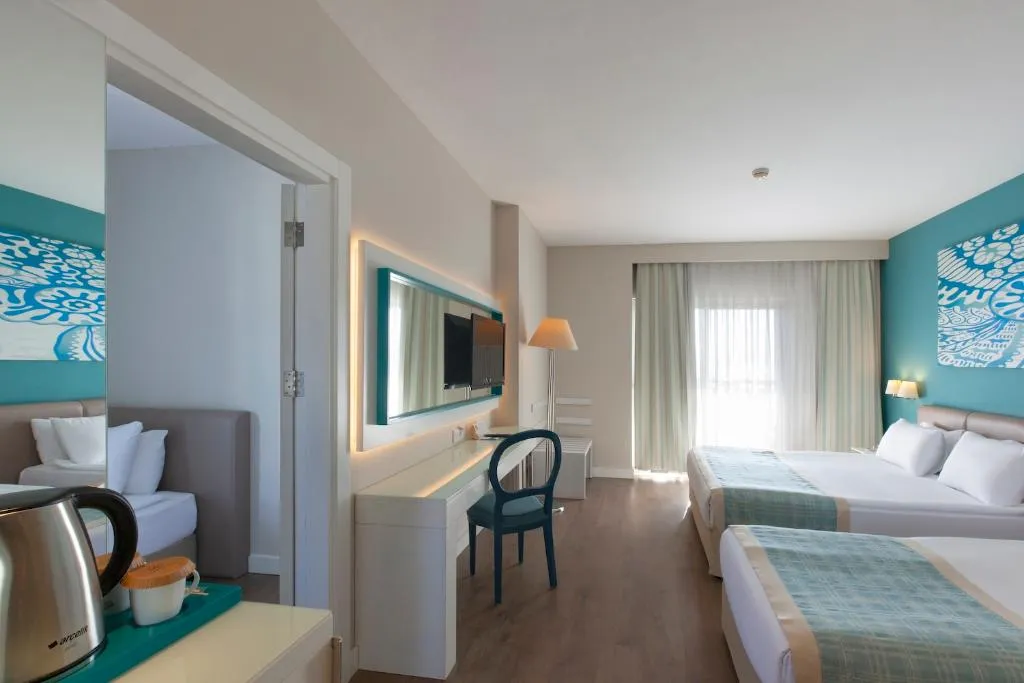 FAMILY ROOM LAND VIEW Room, Seashell Resort & Spa, Antalya