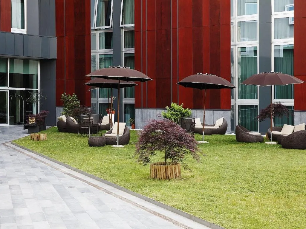 General view, H2c Hotel Milanofiori, Milan