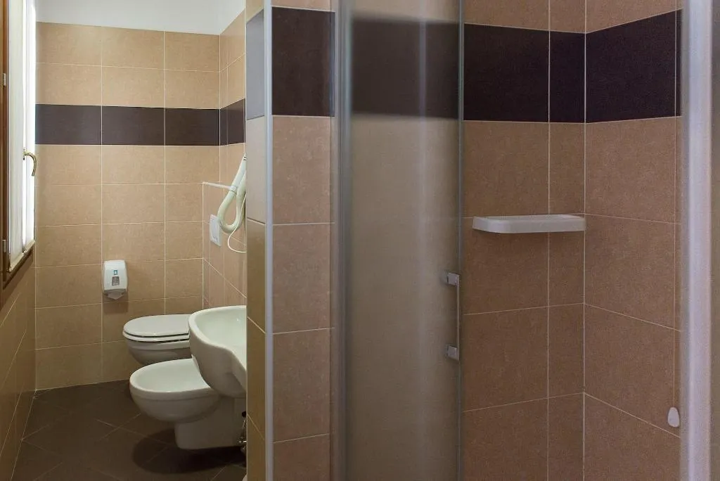 Room, Domus Clugiae, Venice
