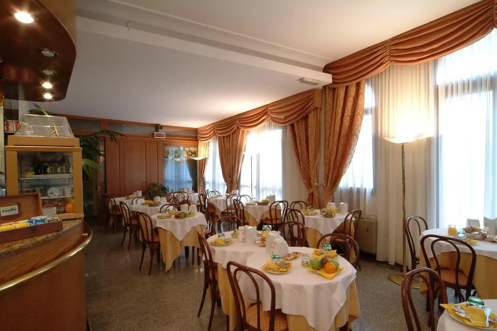 Restaurant, Donatello, Venice