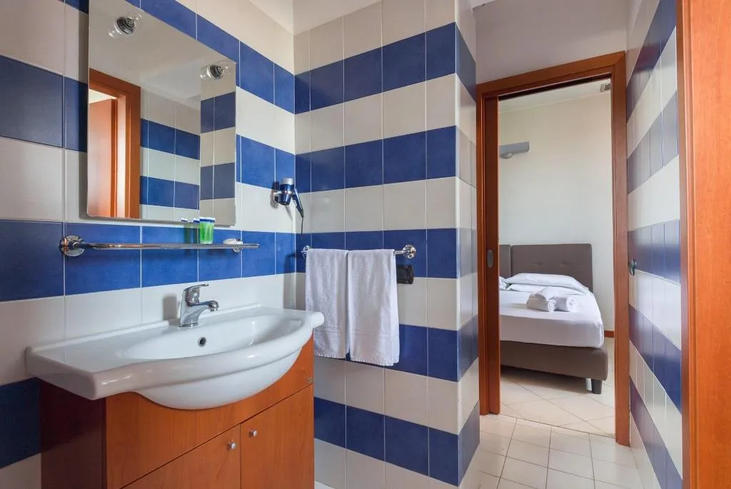 Room, Camplus Guest Catania, Catania