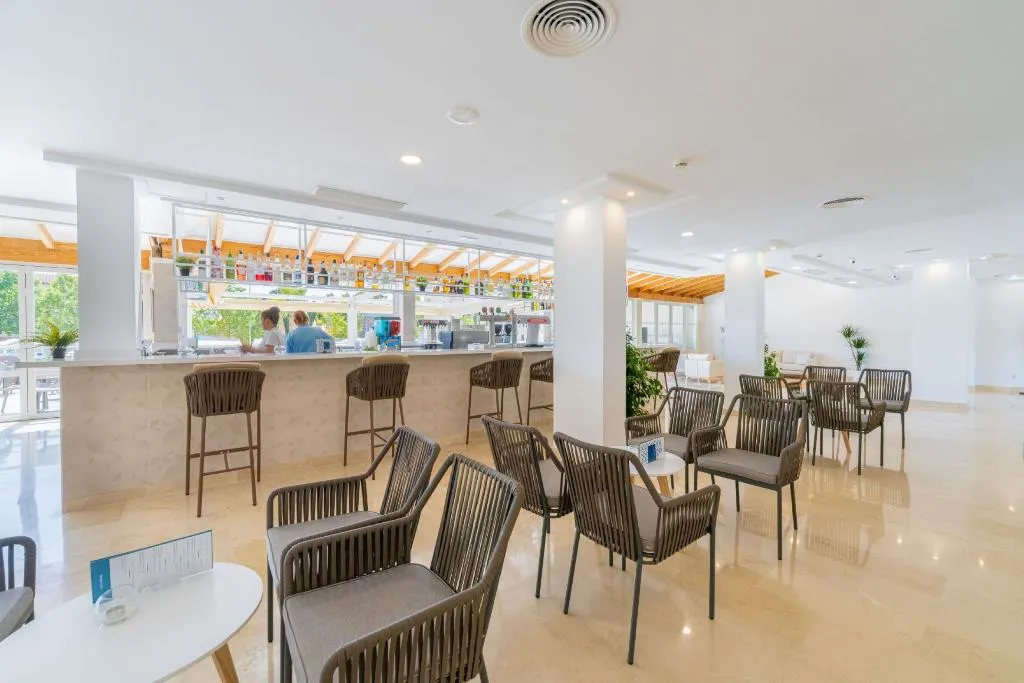Bar, Caprice Isabel Aparthotel, Majorca