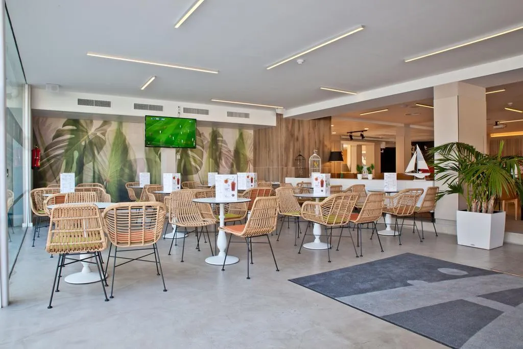 Bar, Hotel Pineda Splash - 30º Hotels, Costa Brava
