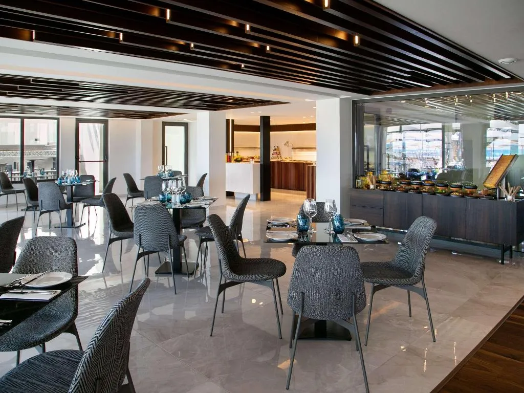 Restaurant, Mercure Larnaca Beach Resort, Cyprus