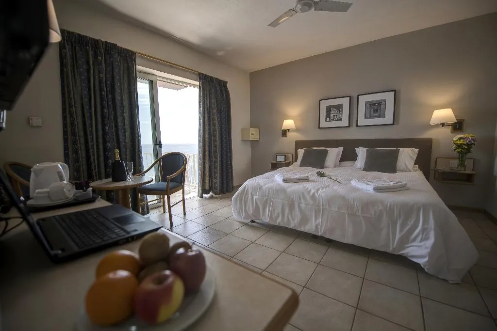 Double or Twin SEA VIEW Room, Sliema Chalet Hotel, Malta