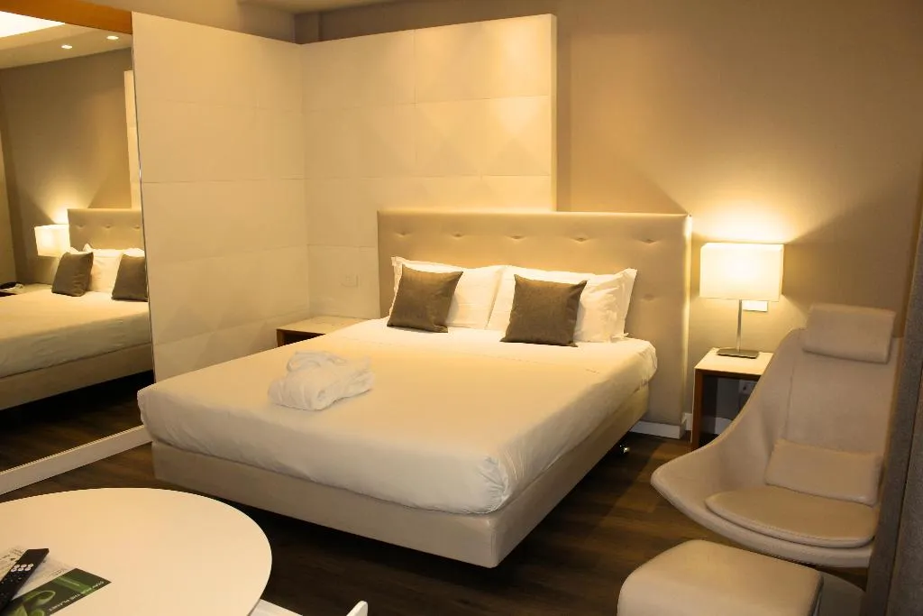 DOUBLE SUPERIOR NON SMOKING Room, Best Western Mirage Hotel Fiera, Milan