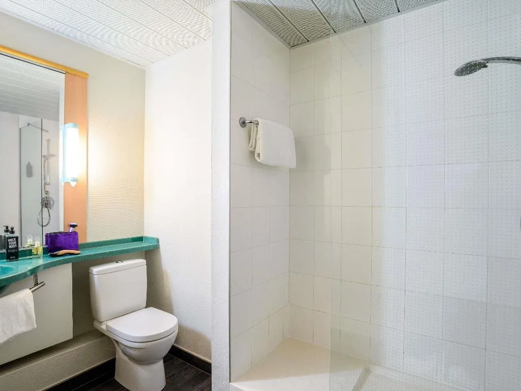 DOUBLE WITH DOUBLE BED Room, Ibis Milano Centro, Milan