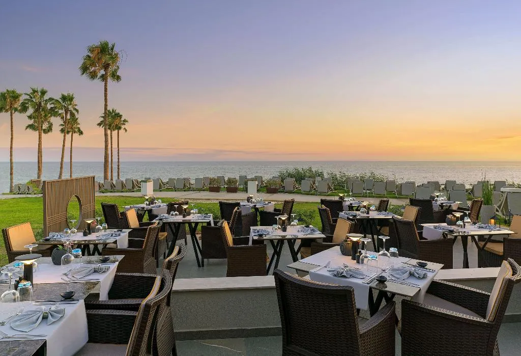 Restaurant, Alexander The Great Beach Hotel, Cyprus