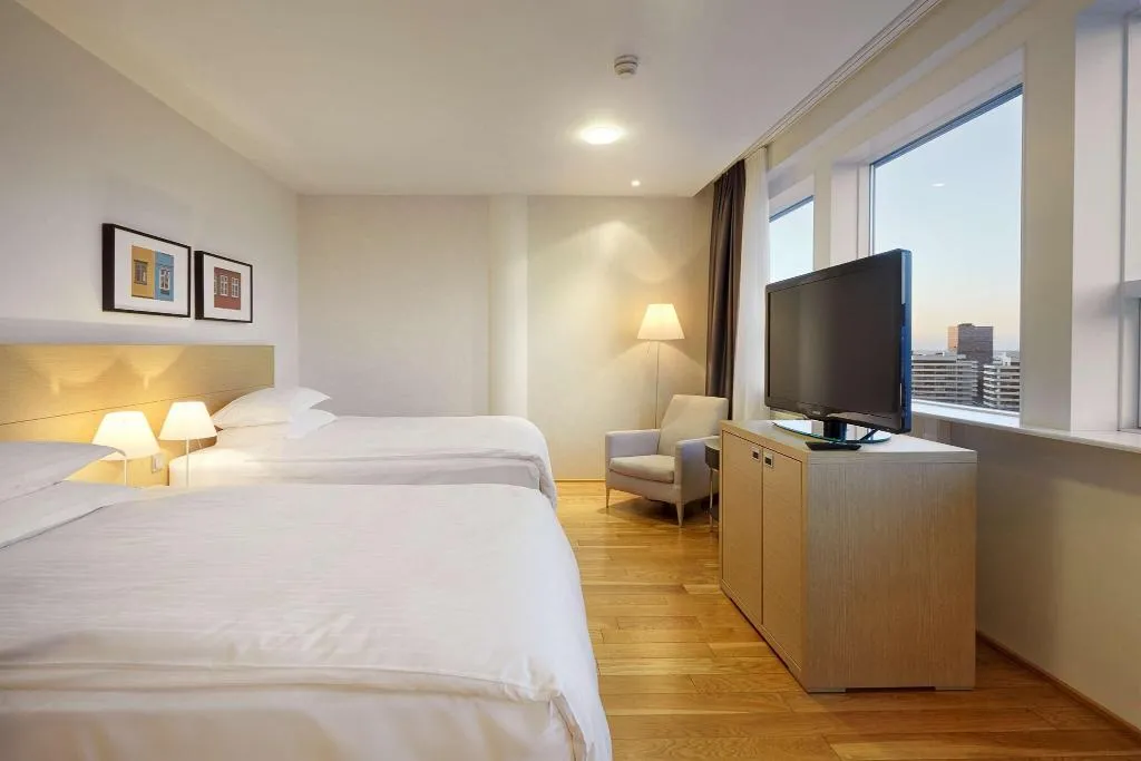 TWIN EXECUTIVE Room, Hilton Reykjavik Nordica, Reykjavik