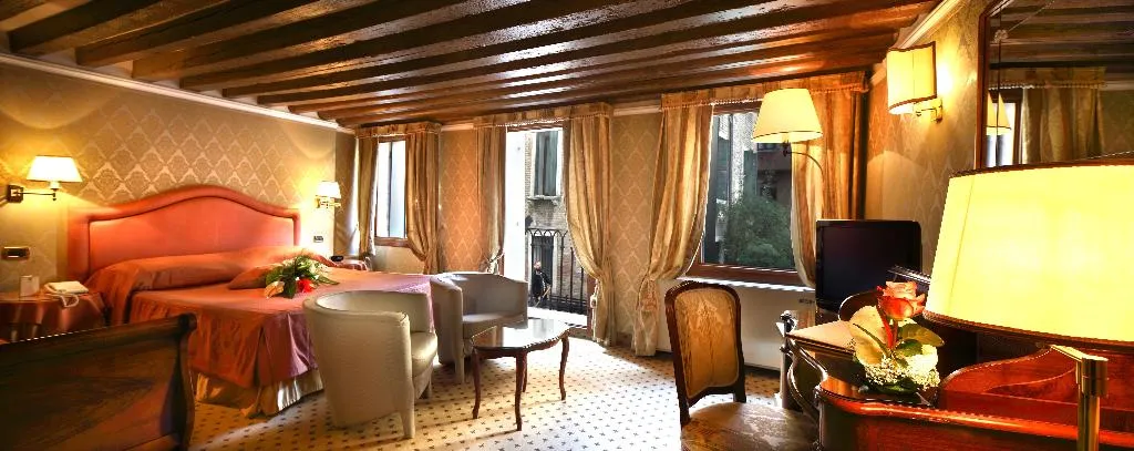 JUNIOR SUITE CAPACITY 3 Room, Colombina, Venice
