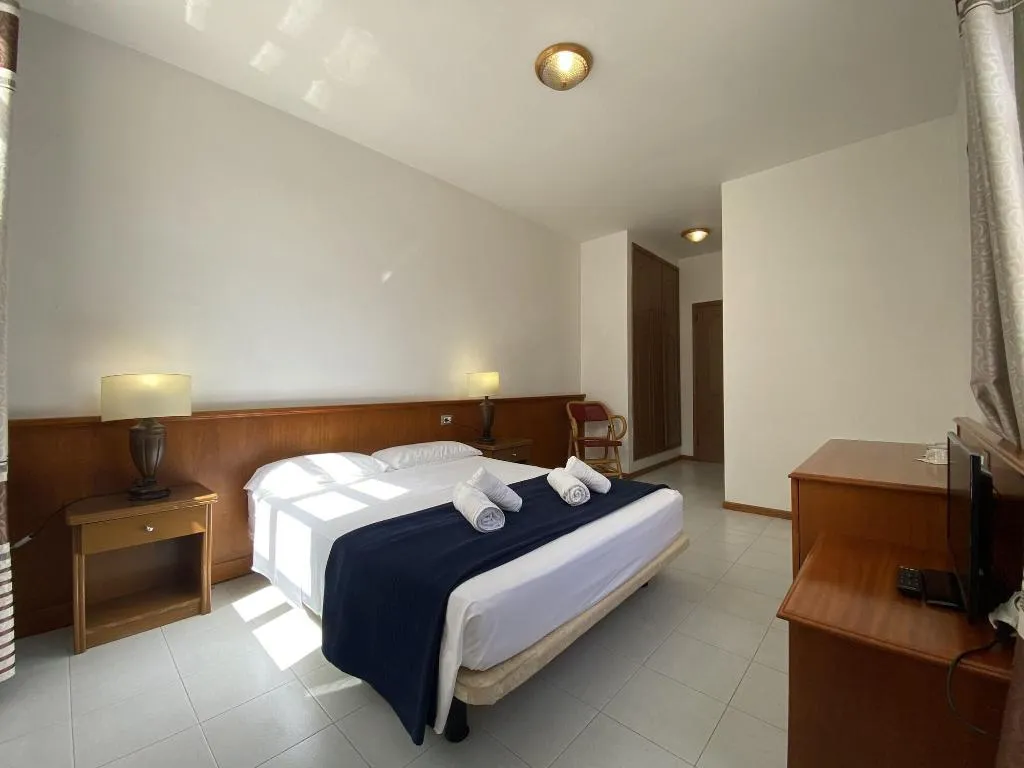 Room, Hotel Pension Cassandra, Tenerife