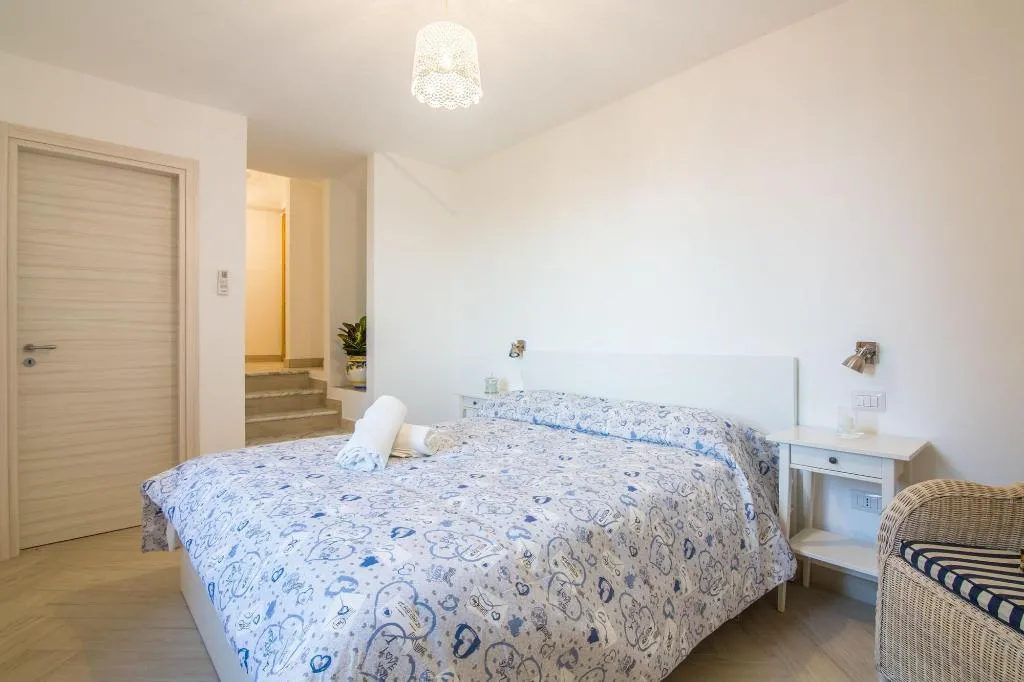 Room, Villa Mariagiovanna, Naples