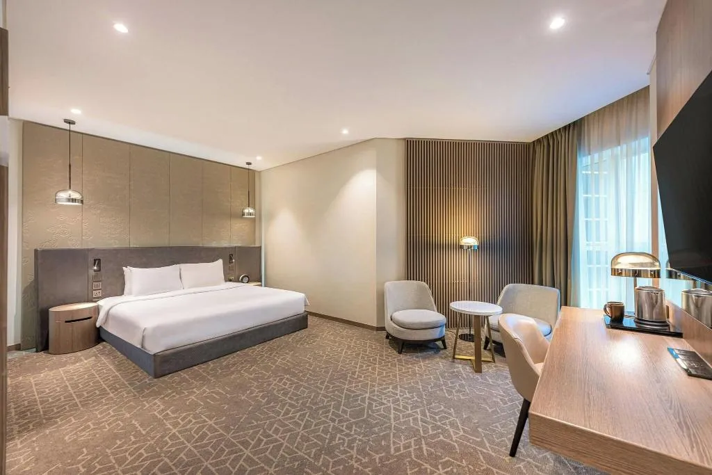 DOUBLE EXECUTIVE KING BED Room, Courtyard Al Barsha, Dubai, Dubai