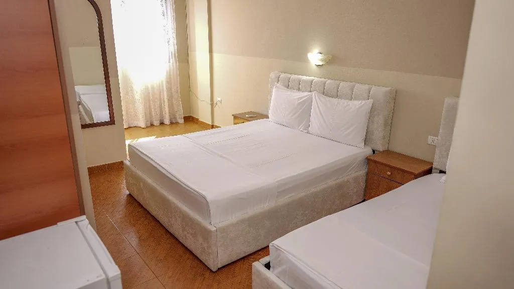 TRIPLE CLASSIC Room, Dolanit Hotels Vila E Drurit, Durres