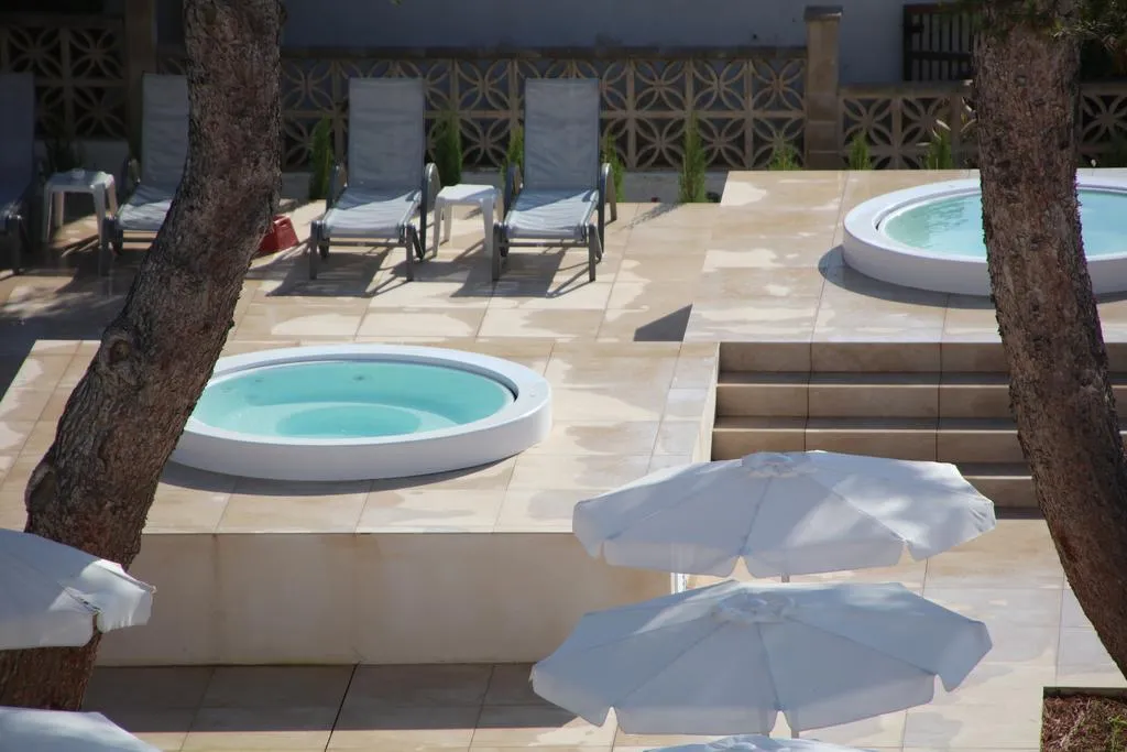 Pool, Clumba, Majorca