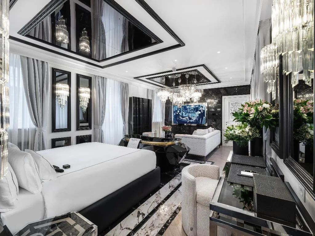 SUITE CAPACITY 3 Room, The Plein Hotel, Milan