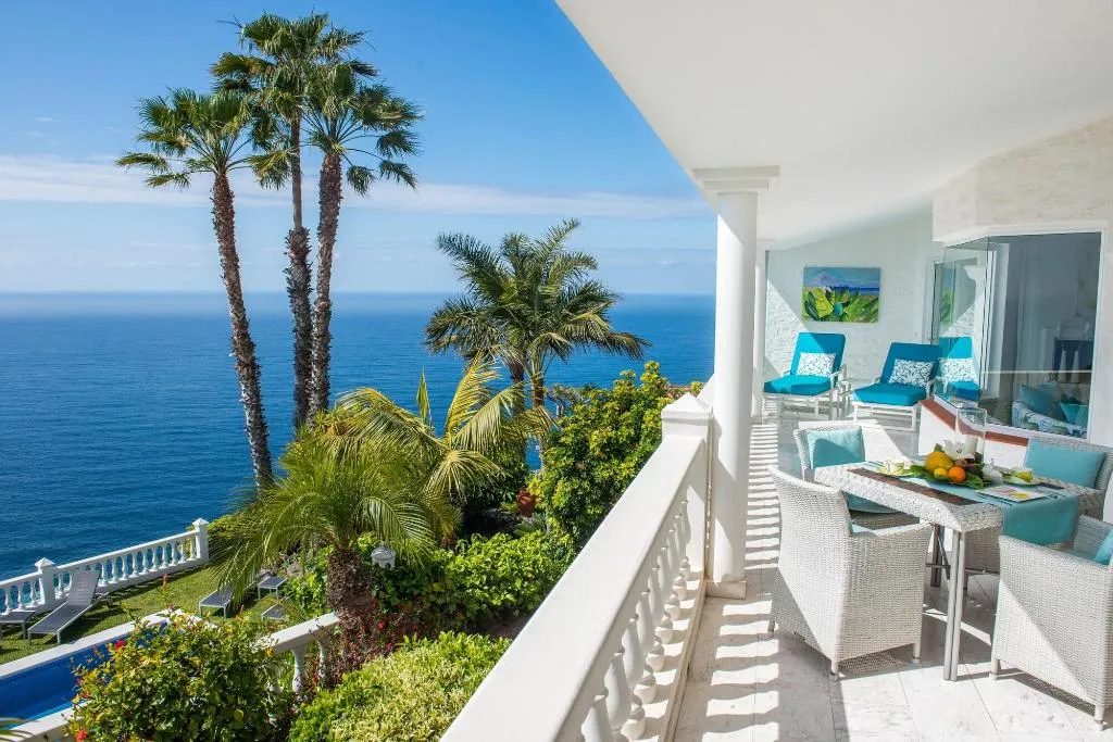 Room, Jardin de la Paz, Tenerife