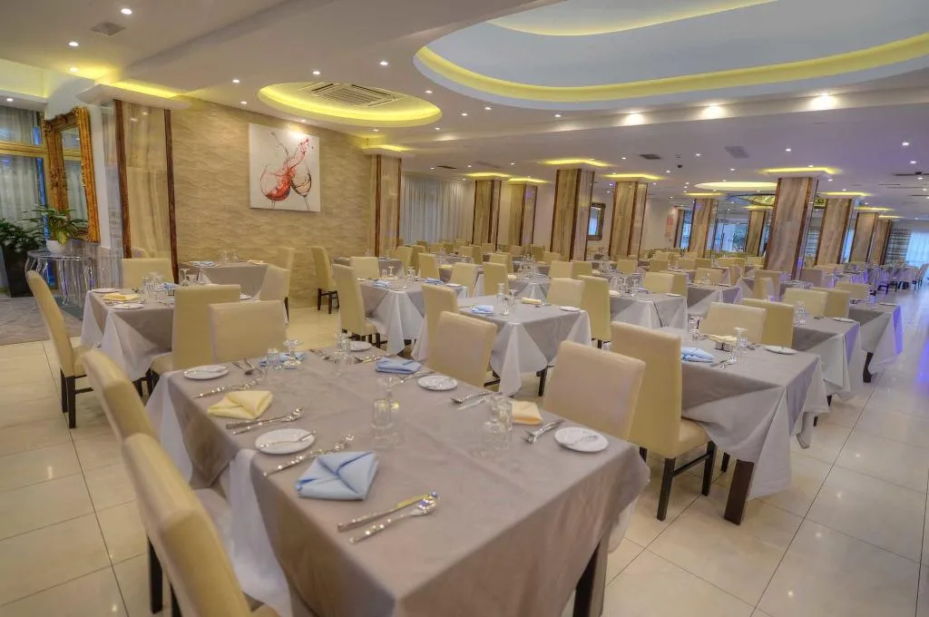 Restaurant, Alexandra Hotel, Malta