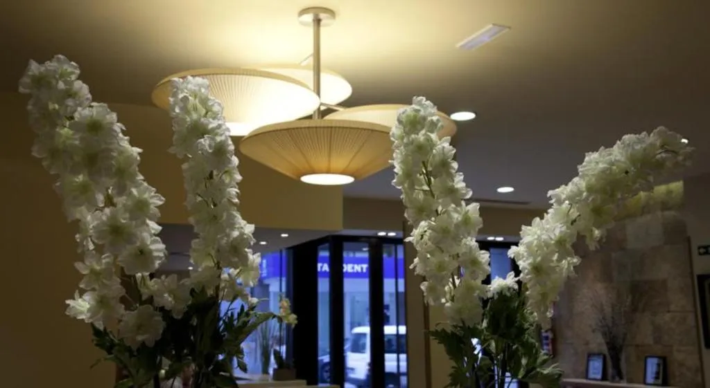Lobby, Sterling, Madrid