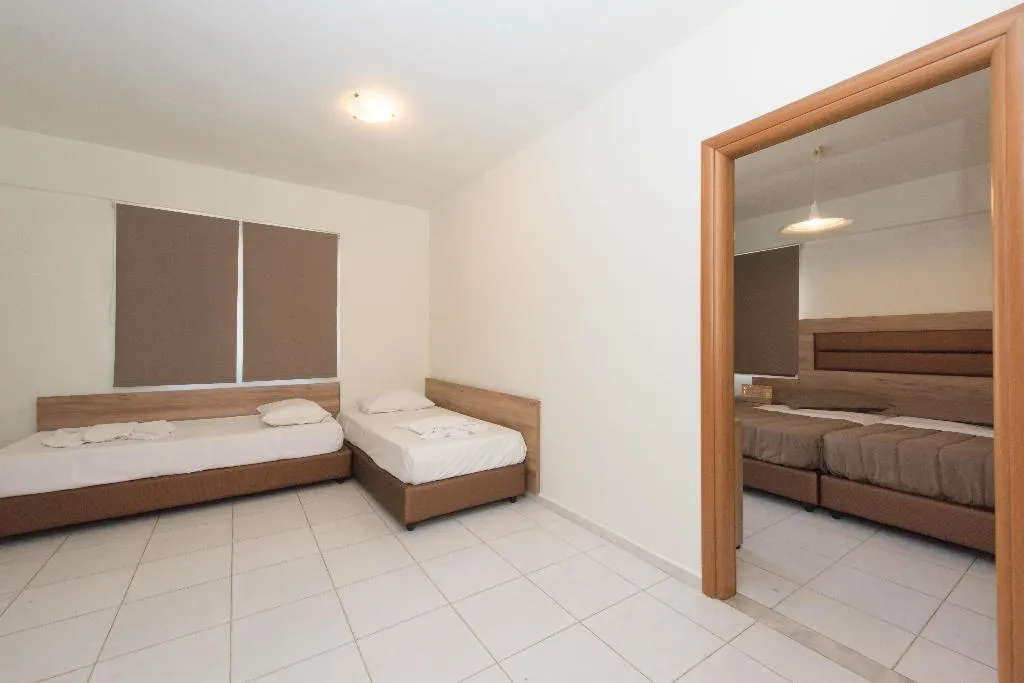 SUITE PROMO Room, Niriedes-Dionyssos Village, Crete