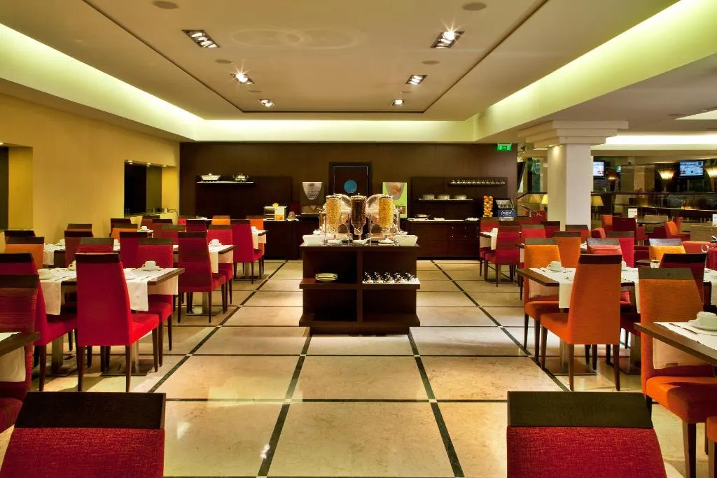 Restaurant, Turim Iberia Hotel, Lisbon