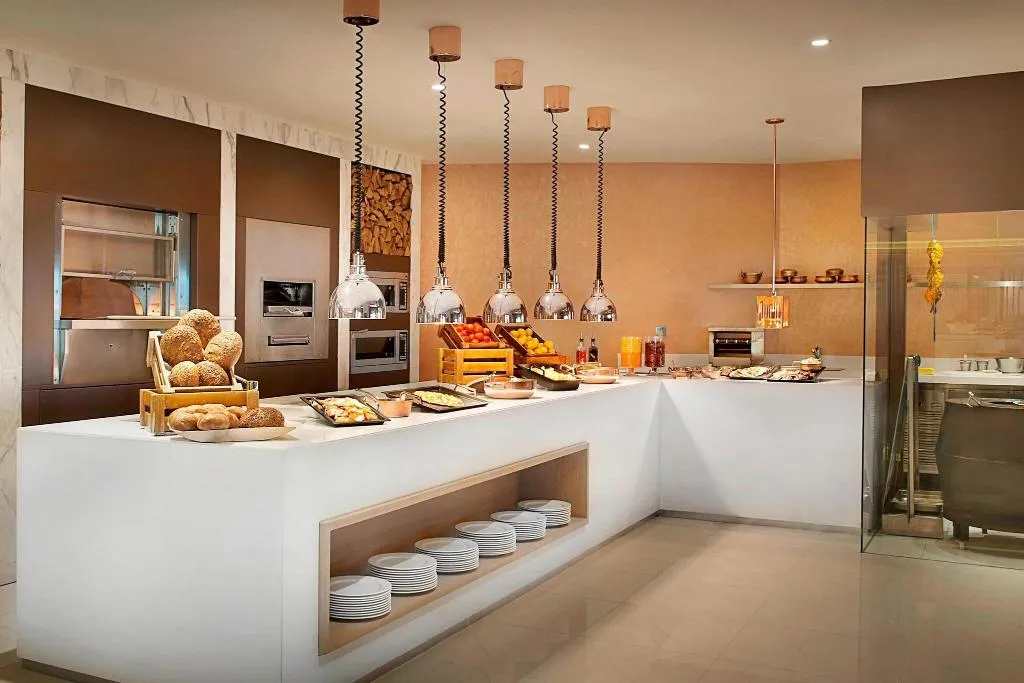 Restaurant, Habtoor Grand Resort, Autograph Collection, Dubai