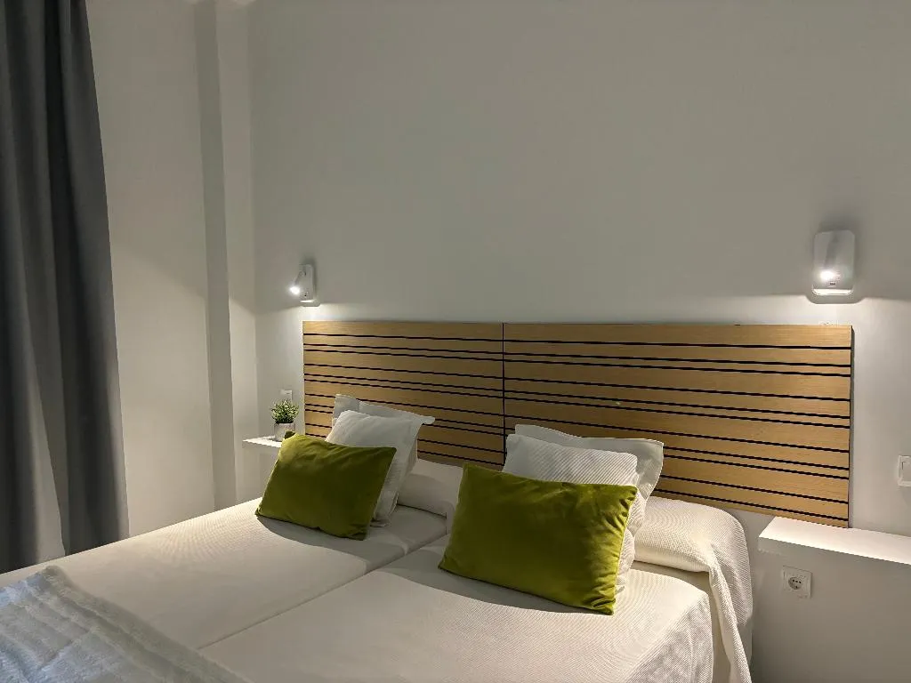 DOUBLE SINGLE USE STANDARD Room, Lince, Andalucia