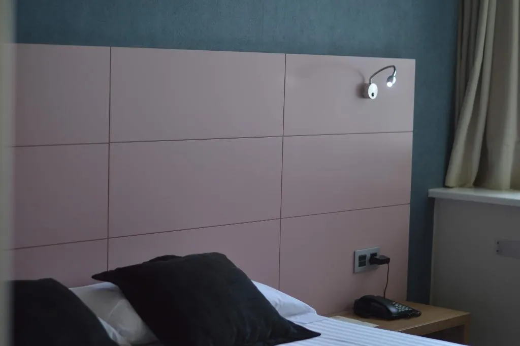 DOUBLE SINGLE USE STANDARD Room, Hotel Chamartin the One, Madrid