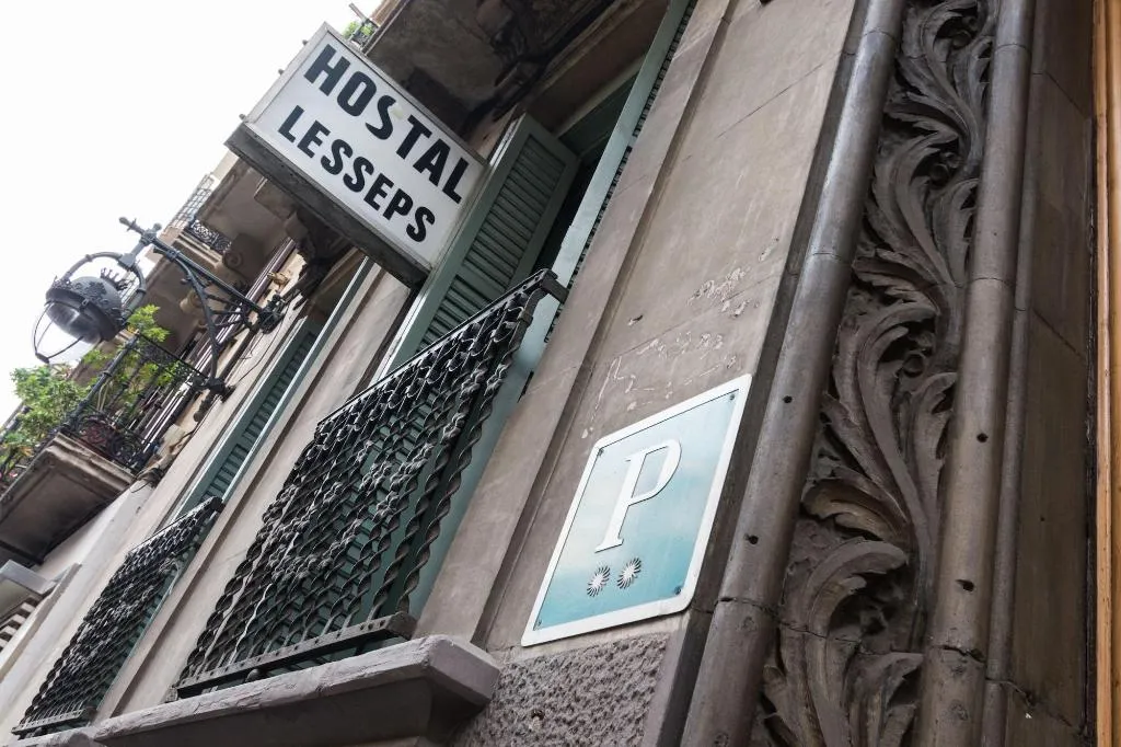 General view, Hostal Lesseps, Barcelona