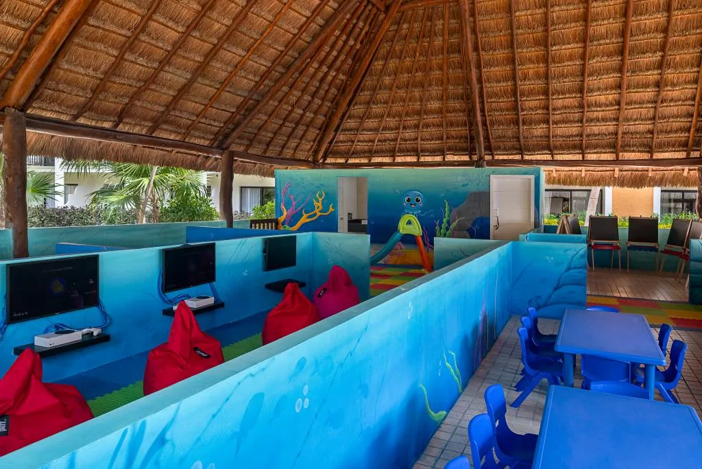 Sports and Entertainment, Ocean Coral & Turquesa All Inclusive, Cancun Area