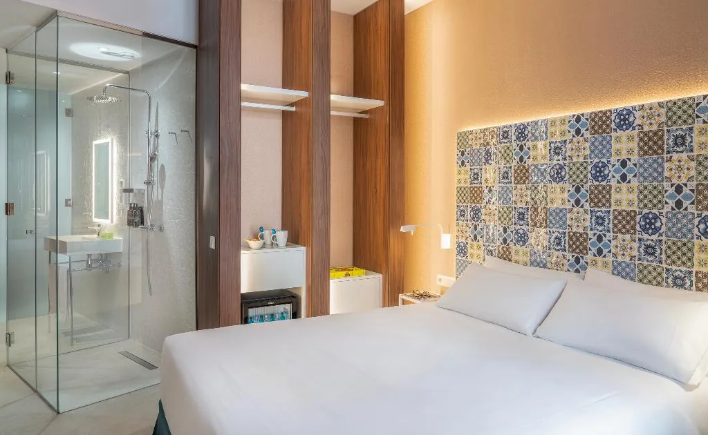 DOUBLE SINGLE USE STANDARD Room, Axel Hotel Valencia - Adults Only, Valencia