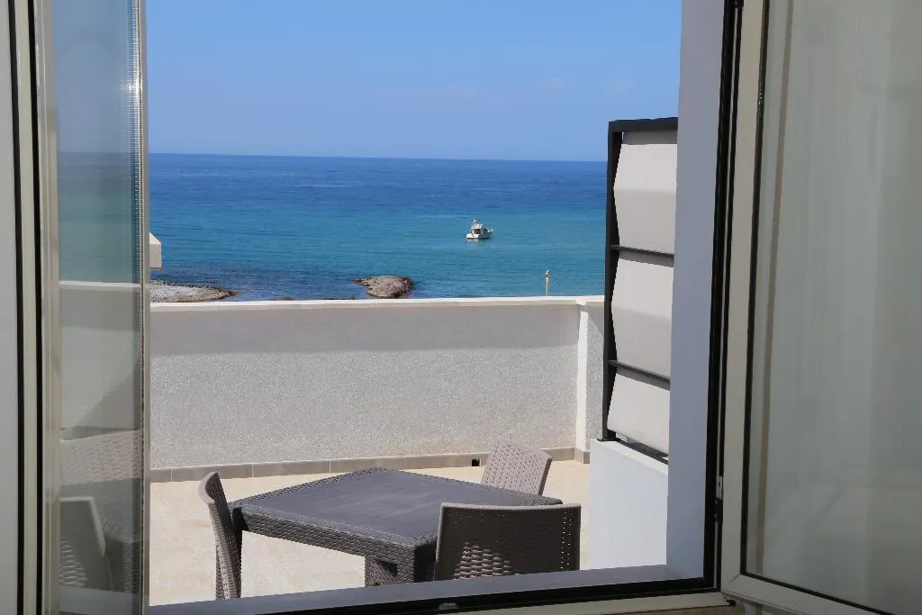 APARTMENT DELUXE CAPACITY 4 Room, Hotel Residence Ampurias, Cagliari