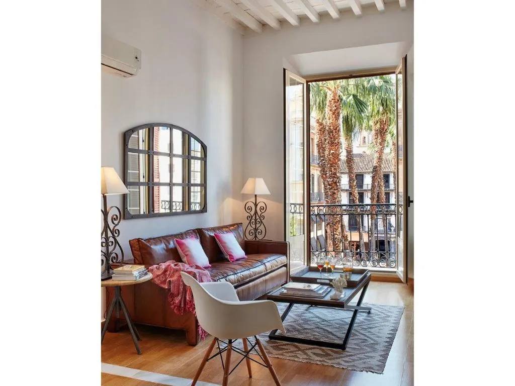 APARTMENT WITH BALCONY Room, Lodgingmalaga Plaza de la Constitucion, Costa Del Sol