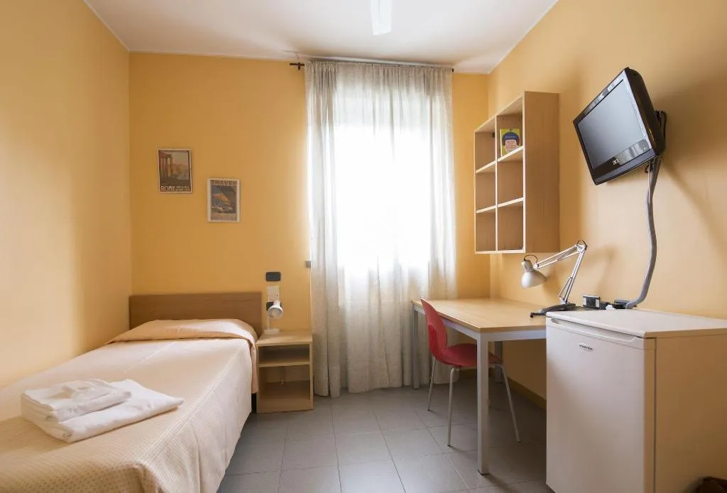 Room, La Cordata Accommodation - Zumbini 6, Milan