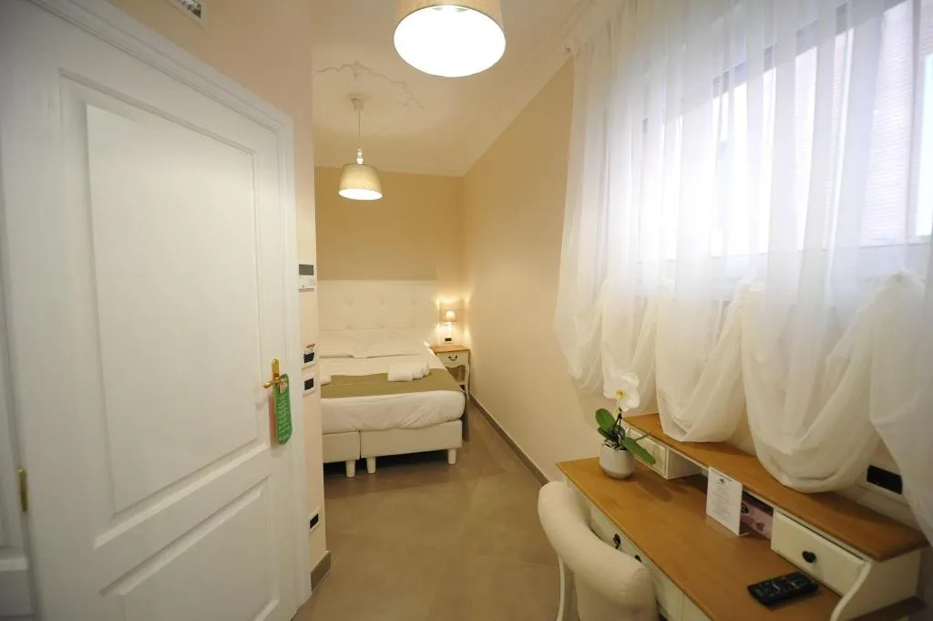Room, Villa Zaccardi, Rome