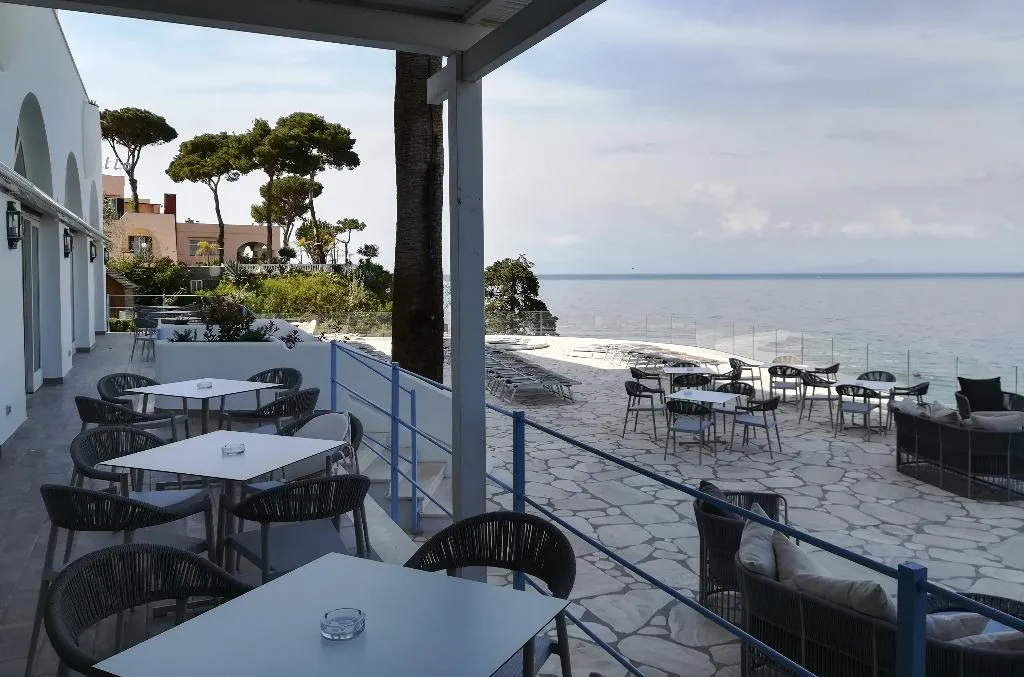Terrace, Terme Gran Paradiso Hotel, Naples