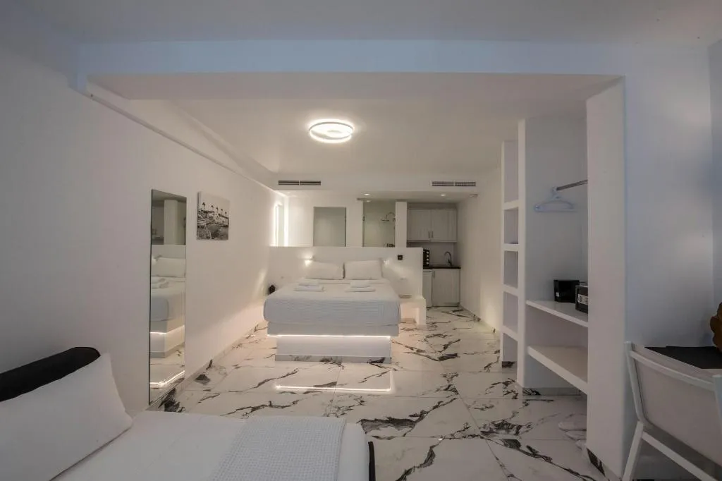 Room, Bianco A Nero, Mykonos