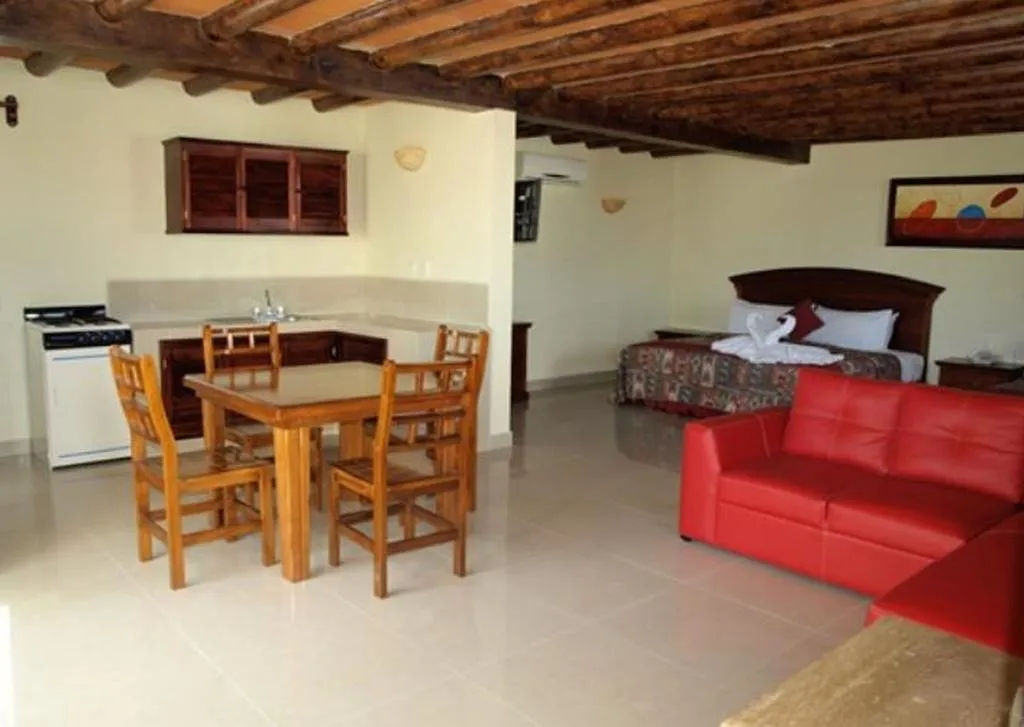 SUITE WITH TERRACE Room, El Campanario, Playa Del Carmen