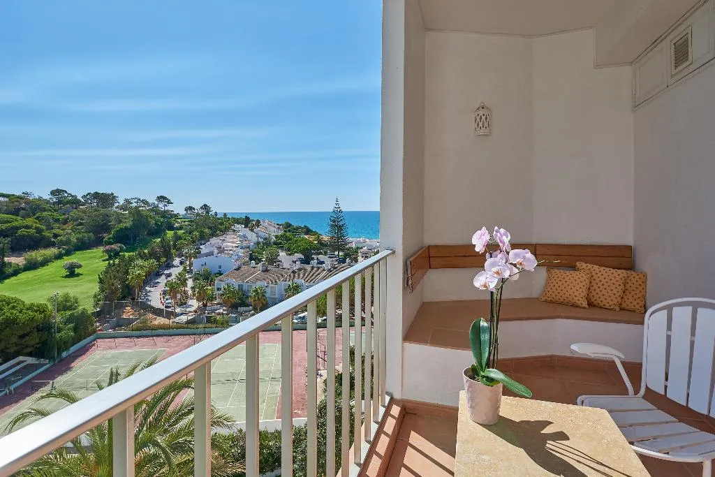 Double or Twin GOLF VIEW Room, Dona Filipa Hotel, Algarve