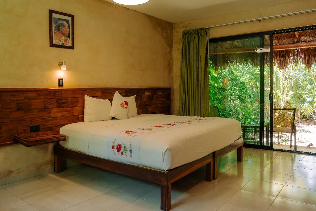 Cabin KING SIZE BED Room, Aldea Coba an Escape Experience, Cancun Area