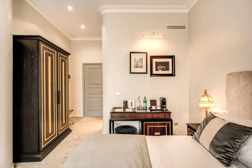 DOUBLE SUPERIOR QUEEN BED Room, Martius Private Suites Hotel, Rome