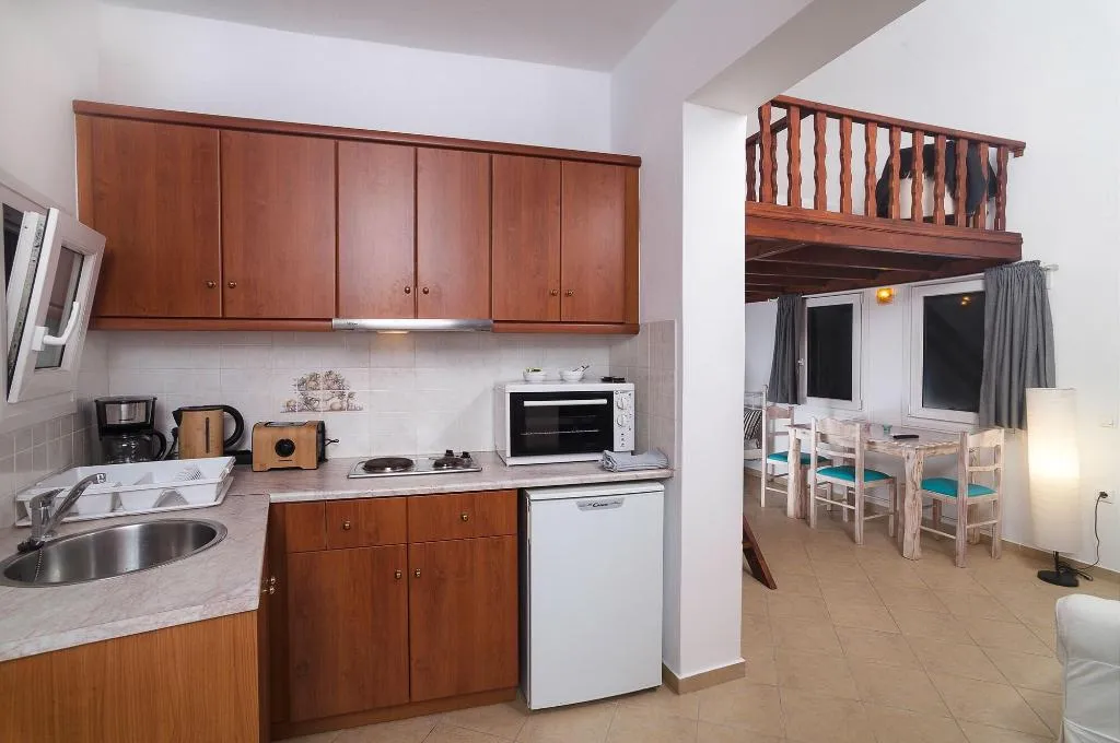 Room, Aelia Suites, Santorini