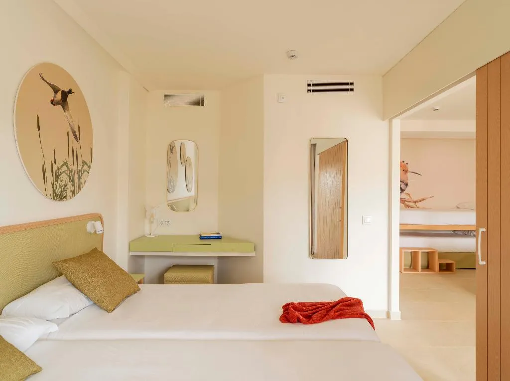 FAMILY ROOM STANDARD Room, Iberostar Selection Albufera Park All Inclusive, Majorca