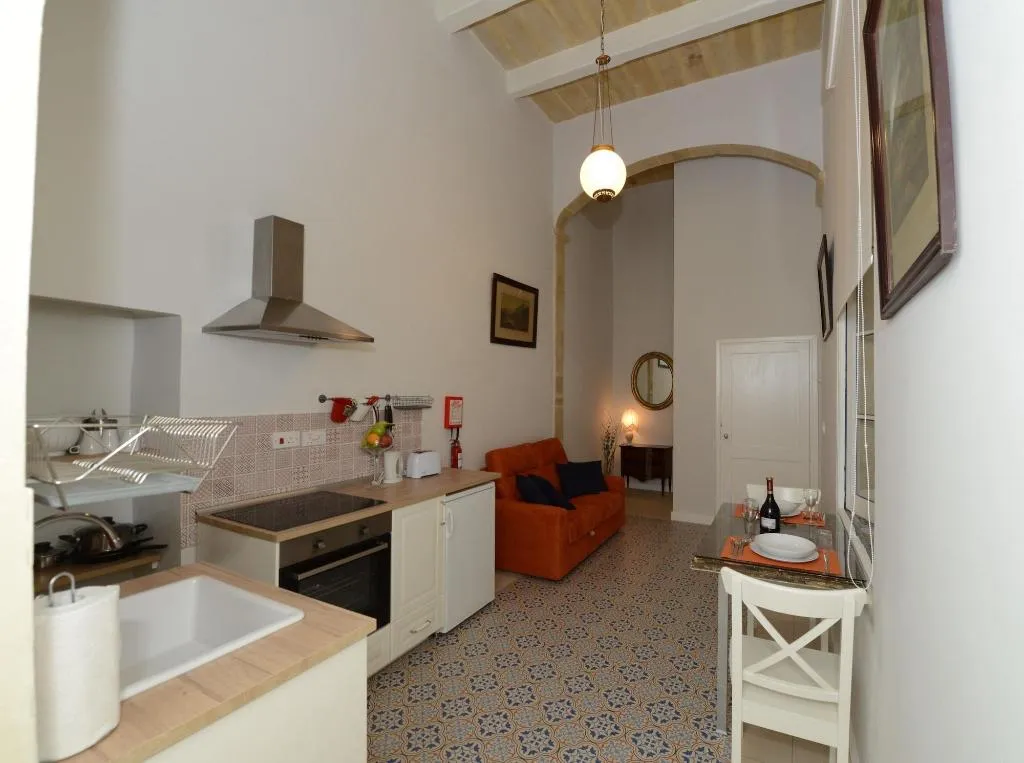 Room, Paulos Valletta, Malta