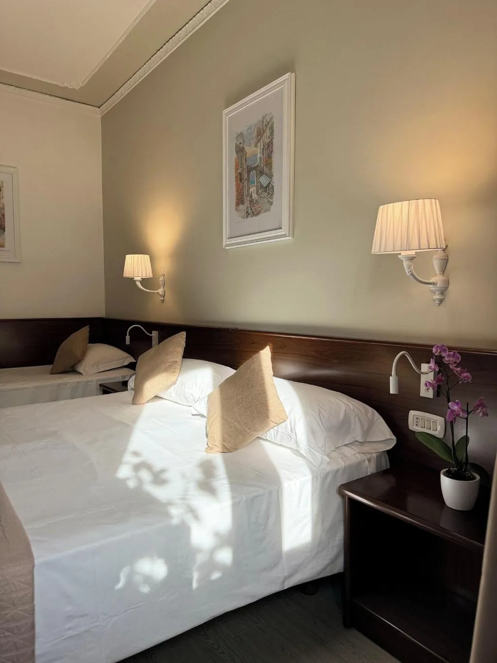TRIPLE STANDARD Room, Hotel Central, Naples