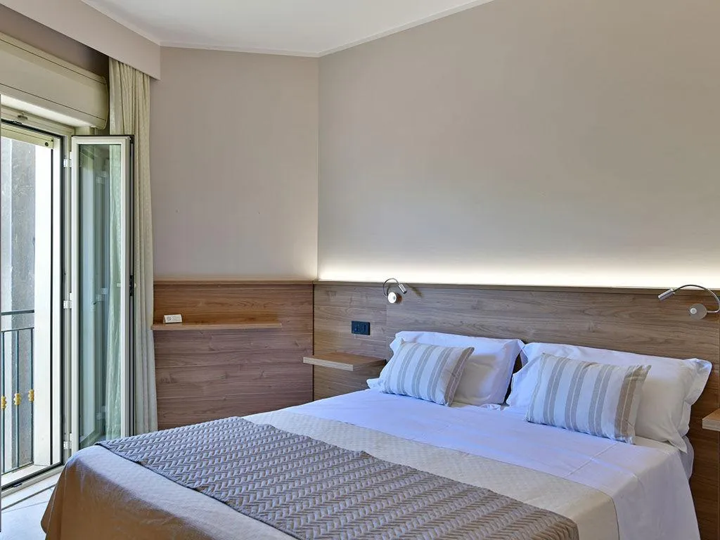 APARTMENT CLASSIC Room, Villa Linda, Catania