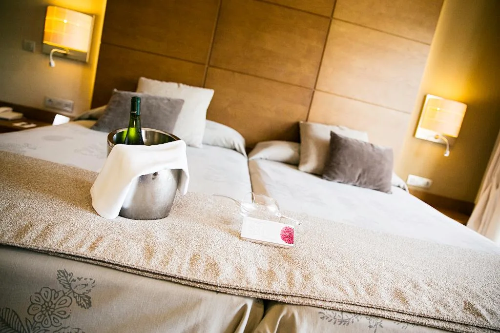 JUNIOR SUITE CLASSIC Room, Protur Biomar Sensatori, Majorca