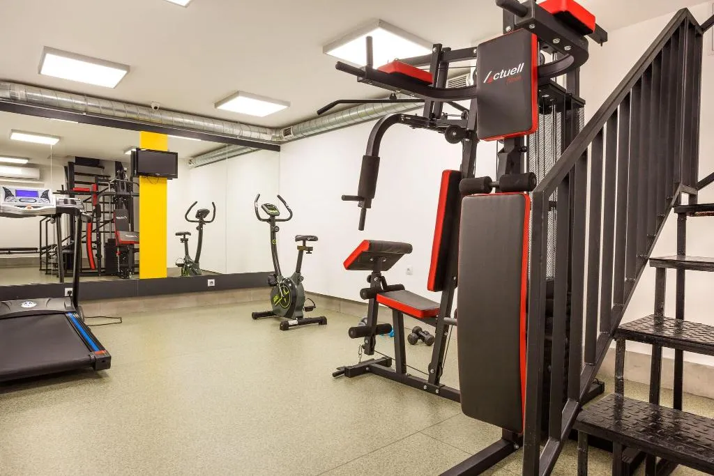 Sports and Entertainment, Boutique Splendid, Varna
